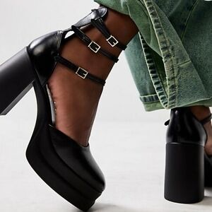 New Free People Brooke Buckle Mary Janes Black Platform Heels Size 7